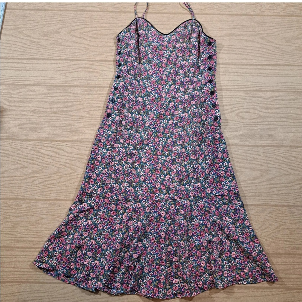 Vibrant Blue Buttoned Top